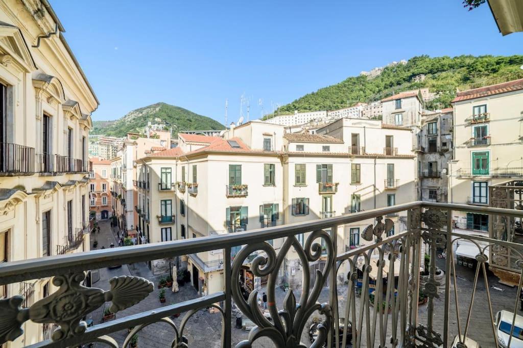 Il Soffione Centro Storico Villa Салерно Екстериор снимка