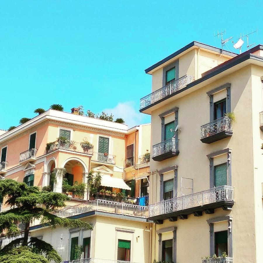 Il Soffione Centro Storico Villa Салерно Екстериор снимка